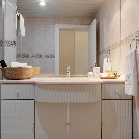 Apart-hotel Yasos 4*