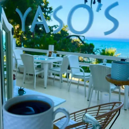Yasos By The Sea Apartahotel 3*