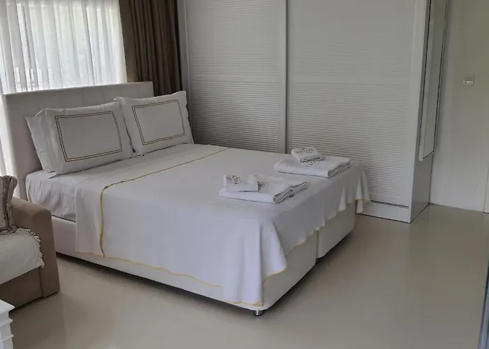 شقة فندقية Yasos By The Sea 4*